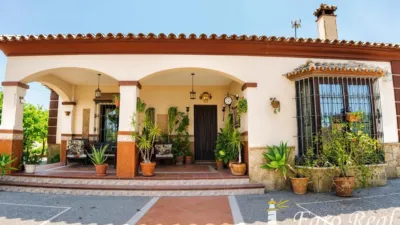 Chalet on Avenida de la Marina photo 2