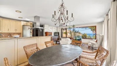 Chalet on Carrer de Montesinos photo 16