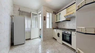 Flat on Calle de la Principal photo 9