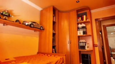 Apartamento en Carrer de Ramón y Cajal photo 9