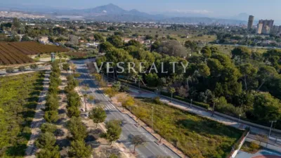 Terreno en venta en Carrer Alcalde José Poveda Verdú - Vista 2