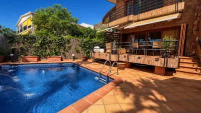 Chalet on Avenida de Óscar Esplá photo 3