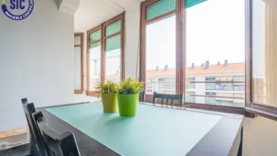 Apartment on Eugenia Viñes Street photo 11