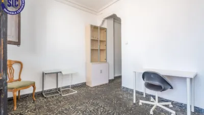 Apartment on Eugenia Viñes Street photo 23