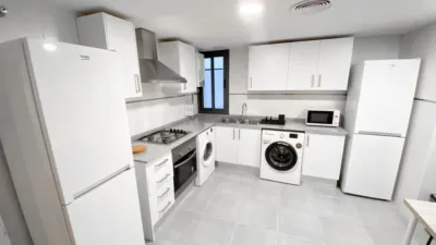 Habitación en alquiler en Avenida del Primero de Mayo, cerca de Carrer Sant Jacint, Santa Rita-Alborgí (Paterna) de 330 €<span>/mes</span>