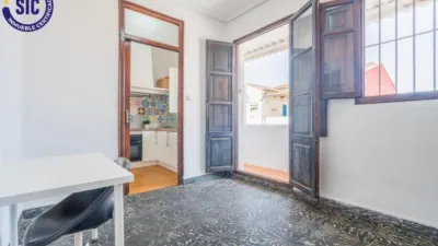 Apartment on Eugenia Viñes Street photo 6