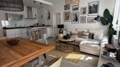 Flat for sale on Calle del Príncipe de Vergara photo 5