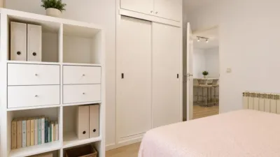 Flat on Carrer del Roser photo 11