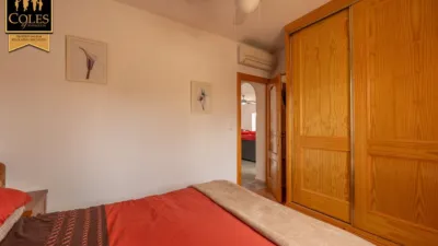 Chalet on Claveles Street (Hi) photo 21
