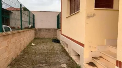 Casa adosada en venta en Calle Argamasilla, 22, Villamayor de Calatrava de 47.500 €