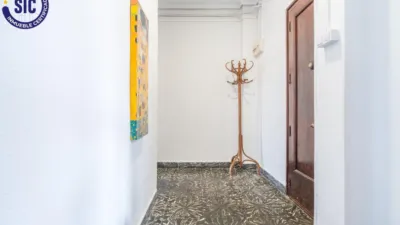 Apartment on Eugenia Viñes Street photo 38