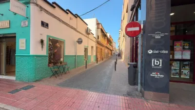 Piso en Carrer Victòria photo 10