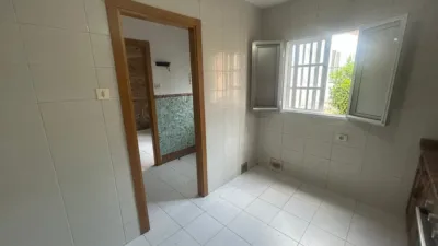 Casa – Santa Uxía de Ribeira, O Pombal, As Sarreiras - Més