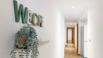 Habitación en alquiler en Avenida del Primero de Mayo, cerca de Carrer Sant Jacint, Santa Rita-Alborgí (Paterna) de 330 €<span>/mes</span>