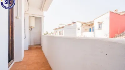 Apartment on Eugenia Viñes Street photo 24