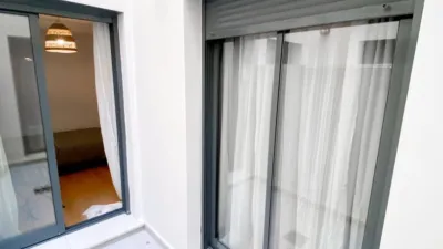 Habitación en alquiler en Avenida del Primero de Mayo, cerca de Carrer Sant Jacint, Santa Rita-Alborgí (Paterna) de 330 €<span>/mes</span>