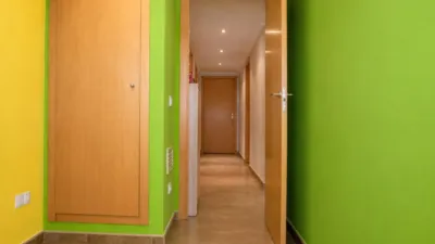 Apartment on Carrer del Doctor Fleming photo 18