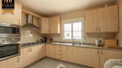 Chalet on Claveles Street (Hi) photo 9