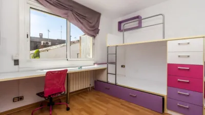 House on Carrer de l'Escola Pia photo 23
