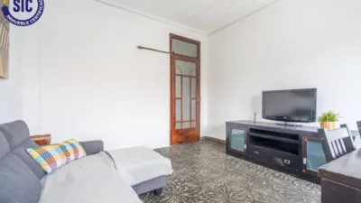 Apartment on Eugenia Viñes Street photo 14