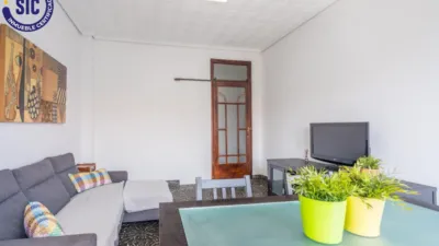 Apartment on Eugenia Viñes Street photo 13