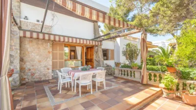 Chalet in Les Meravelles photo 7