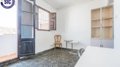 Apartment on Eugenia Viñes Street photo 22