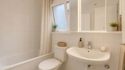 Flat on Carrer del Roser photo 15