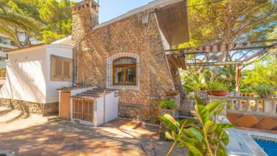 Chalet in Les Meravelles photo 12