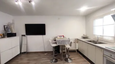 Flat on Carrer del Roser photo 18
