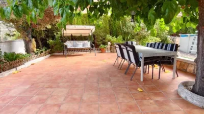 Chalet in Valls Area photo 2