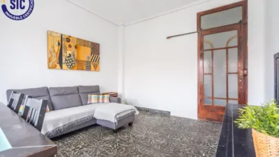 Apartment on Eugenia Viñes Street photo 15