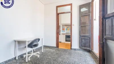 Apartment on Eugenia Viñes Street photo 21
