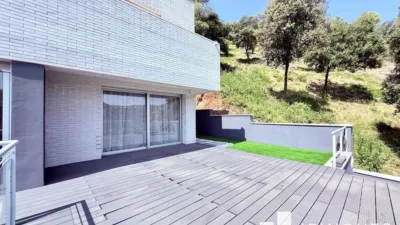 Semi-detached house in Sant Feliu del Racó photo 4