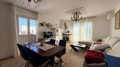 Casa – la Nucia, Urbanització Entrepins, Coloma - Més