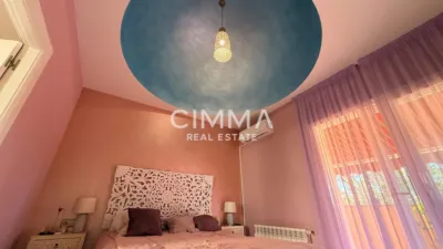 Chalet in Mercadona Avda. Coloma photo 32