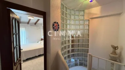 Duplex on Carrer del Condestable Zaragoza photo 15