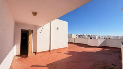 Apartment in Bus Station photo 40