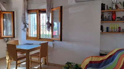 Piso – Dénia, Barri Oest / Campaments - Más