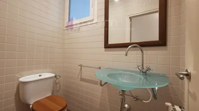 Apartment on Gravina Street photo 20