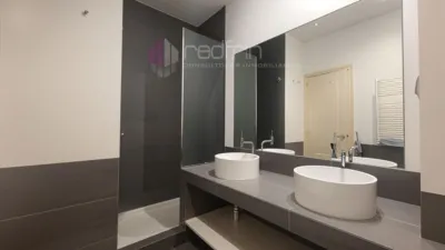 Apartment on Gravina Street photo 17