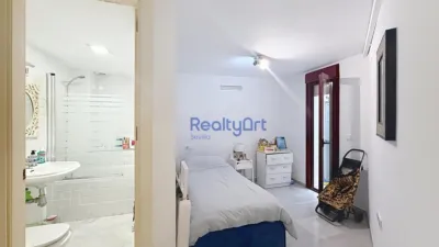 Duplex in the City Centre photo 8