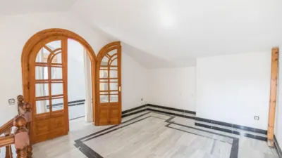 Duplex Penthouse on Avenida de Ramón y Cajal photo 2