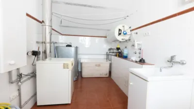 House in the Centre photo 31