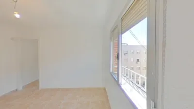 Piso en Almendrales photo 2