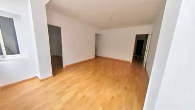 Apartment in Centre photo 3