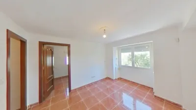 Apartment in Simancas photo 2