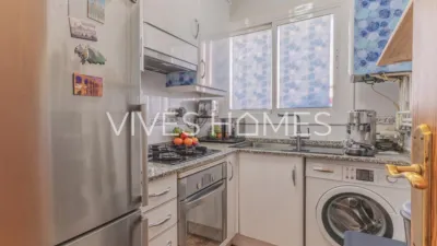Apartment on Sant Pere Abanto Street photo 8