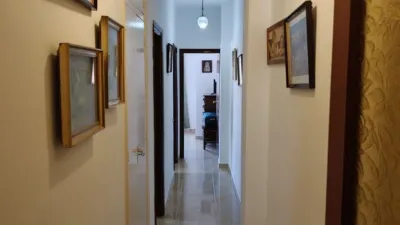 Apartment on Avenida de la Cruz Roja photo 26