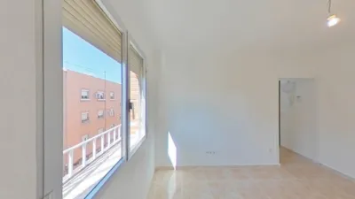 Piso en Almendrales photo 4